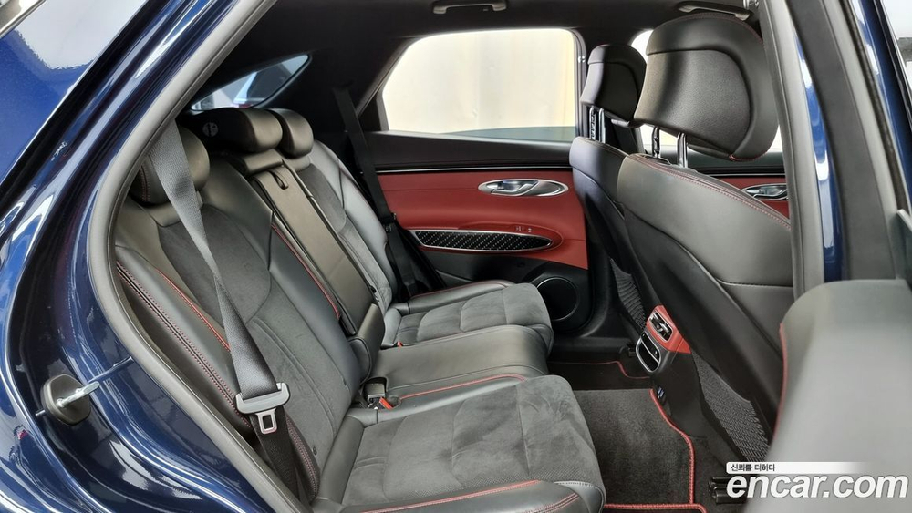 Genesis GV70 2.5T Бензин AWD (11.2021)