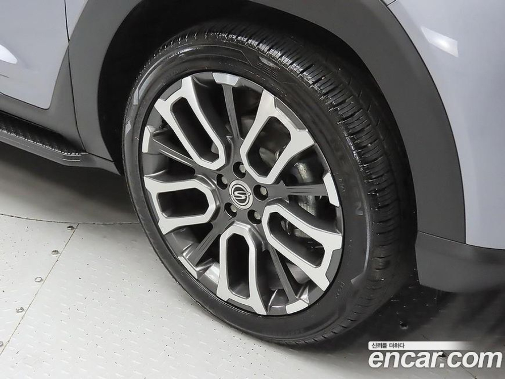 KG Mobility (Ssangyong) Torres Бензин 1.5 4WD (08.2022)