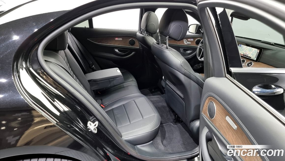 Mercedes-Benz E-Class W213 E250 Exclusive (12.2020)