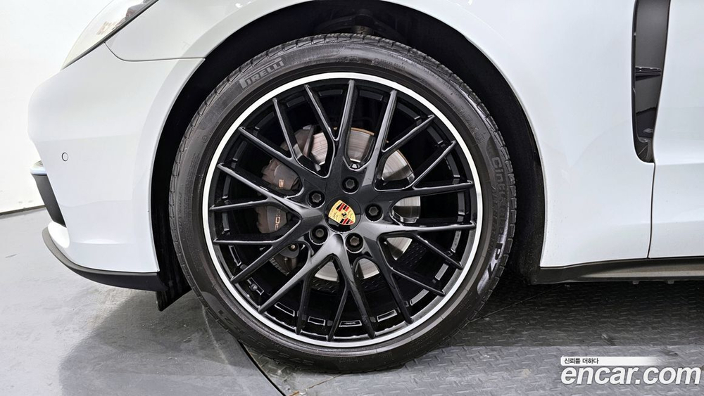 Porsche Panamera (971) 3.0 AWD (04.2020)