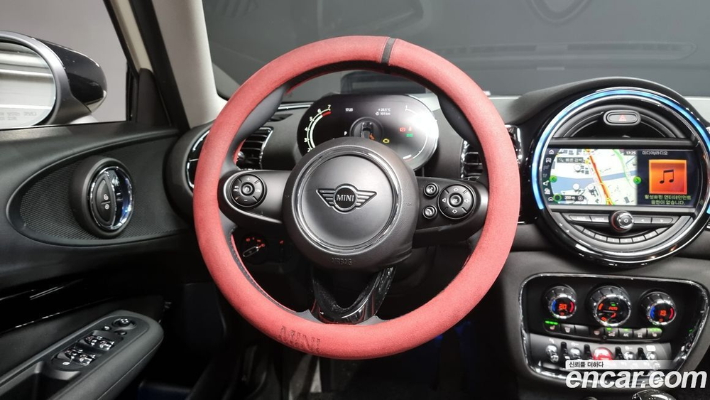 Mini Cooper Clubman High (02.2021)