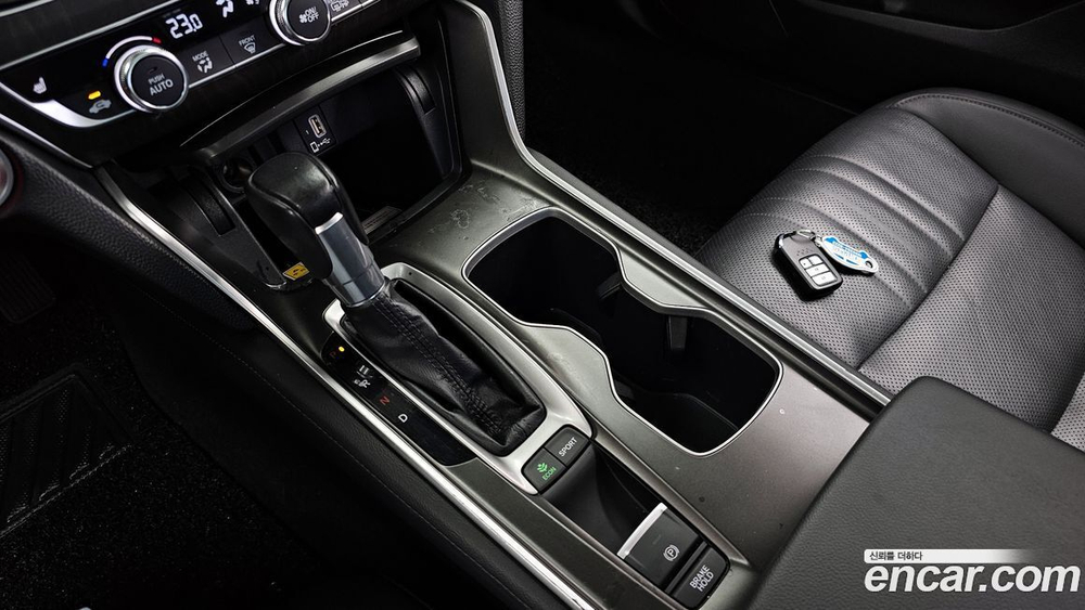 Honda Accord 10 Generation 1.5 Turbo (09.2019)