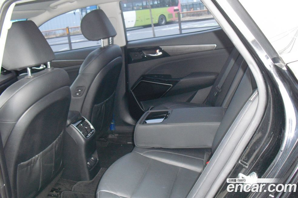 Kia K7 (Cadenza) Premier 2.5 GDI Prestige (10.2019)