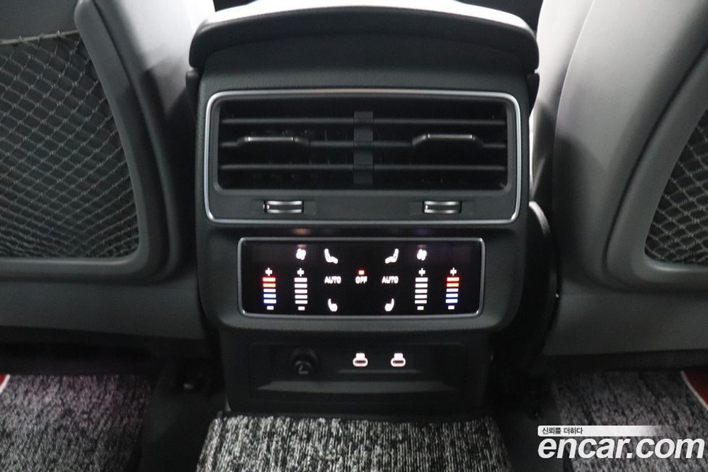 Audi Q8 55 TFSI Quattro Premium (02.2022)
