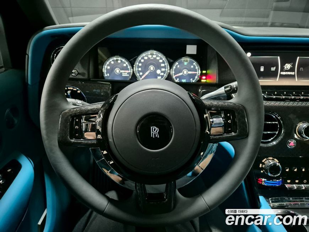 Rolls-Royce 컬리넌 6.7 V12 Черный 배지 (12.2022)