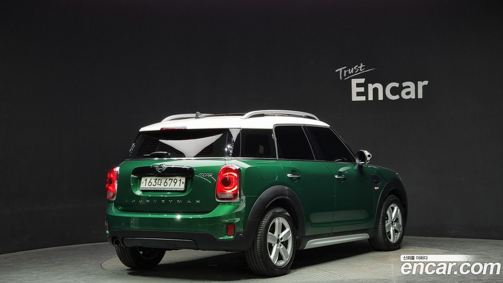 Mini Cooper Countryman Basic (06.2020)