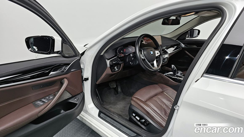 BMW 5 Series (G30) 530i Luxury (05.2021)