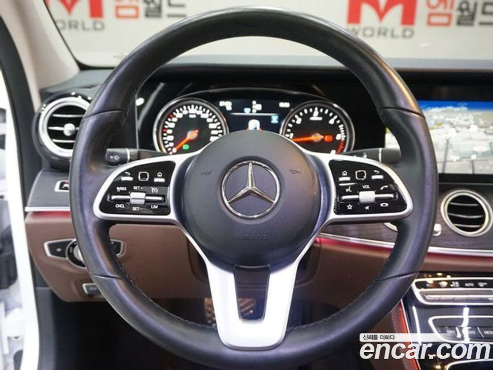 Mercedes-Benz E-Class W213 E220d Avangarde (05.2020)