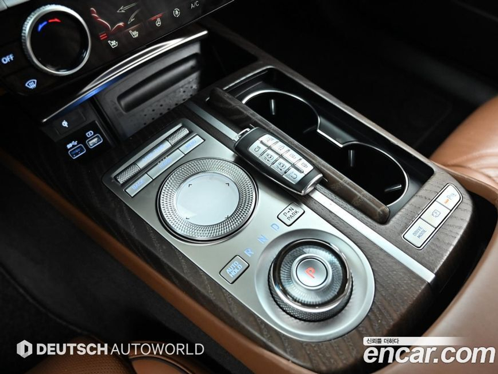 Genesis G80 (RG3) Бензин 2.5 Turbo AWD (10.2021)