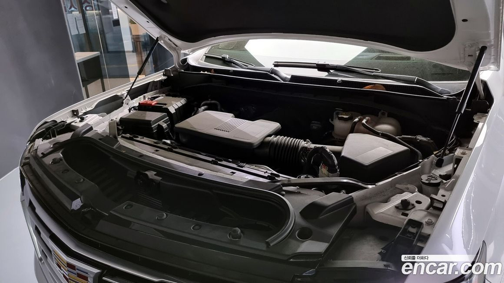 Cadillac Escalade 5 Generation 6.2 (08.2021)
