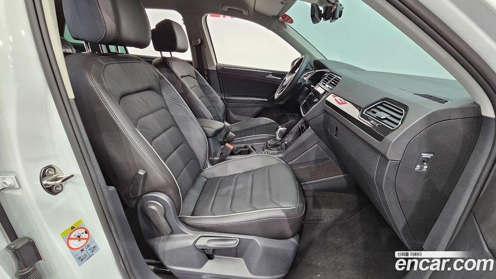 Volkswagen Tiguan 2 Generation 2.0 TDI Premium (07.2023)