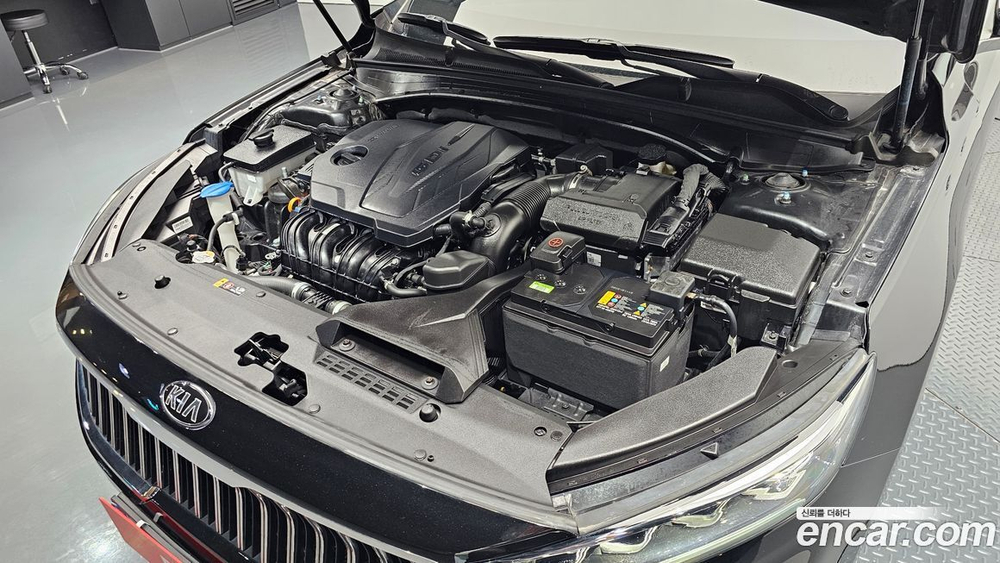 Kia K7 (Cadenza) Premier 2.5 GDI Prestige (04.2021)