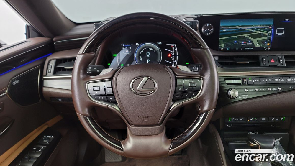 Lexus ES300h 7 Generation Executive (09.2020)