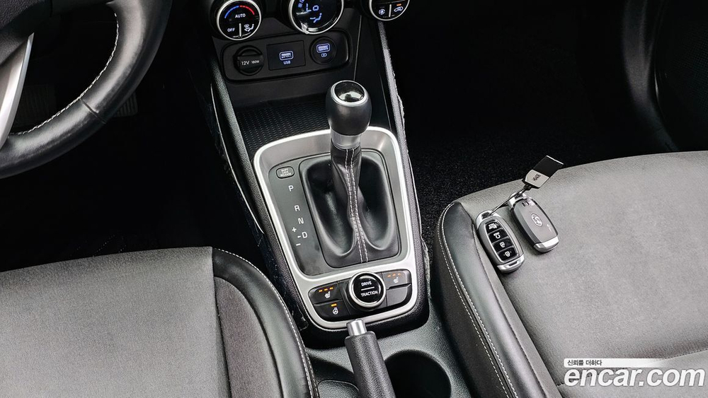 Hyundai Venue 1.6 Modern (10.2019)