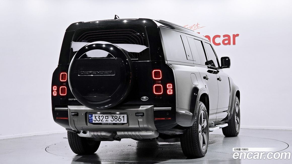 Land Rover Defender (L663) 130 D300 X-Dynamic HSE (08.2023)