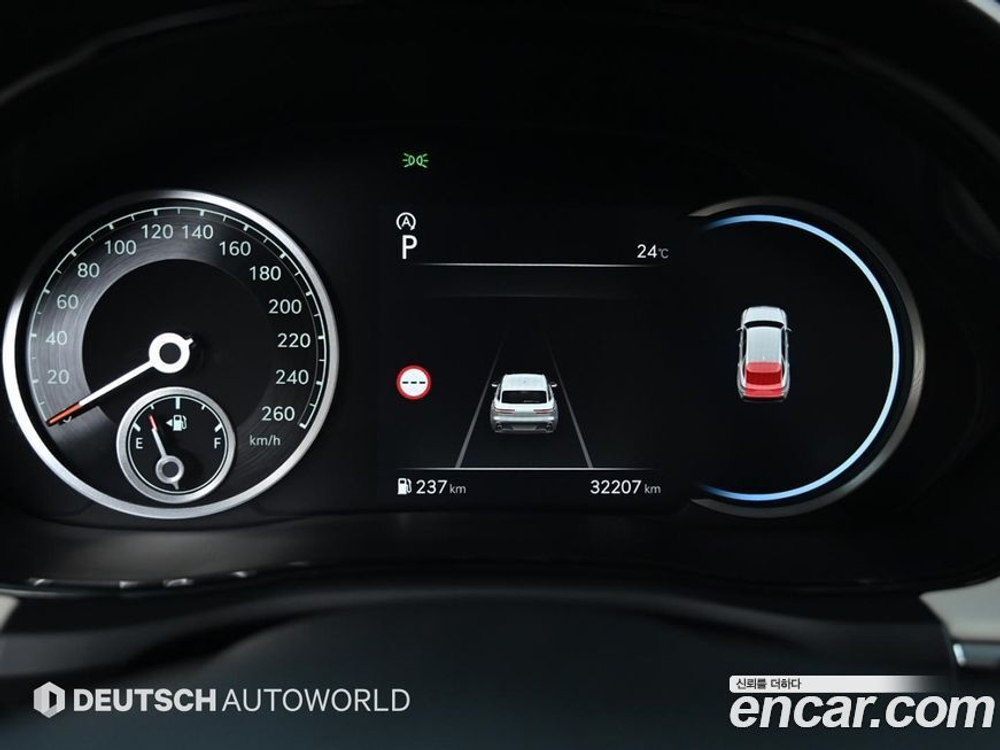 Genesis GV70 2.2 Дизель 2WD (10.2022)