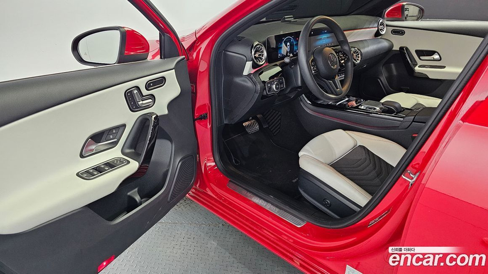 Mercedes-Benz A-Class W177 A220 Hatchback (10.2019)