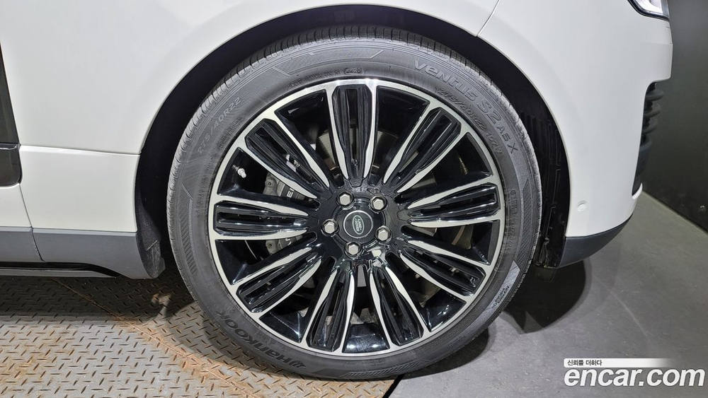 Land Rover Range Rover 4 Generation 4.4 SDV8 AB LWB Дизель (09.2019)