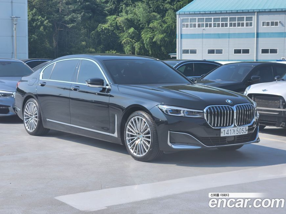 BMW 7 Series (G11) 740Li xDrive Design Pure Excellence (08.2020)