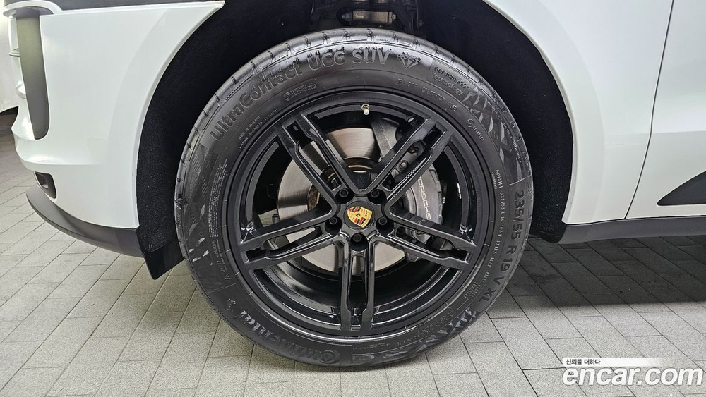 Porsche Macan 2.0 (04.2020)