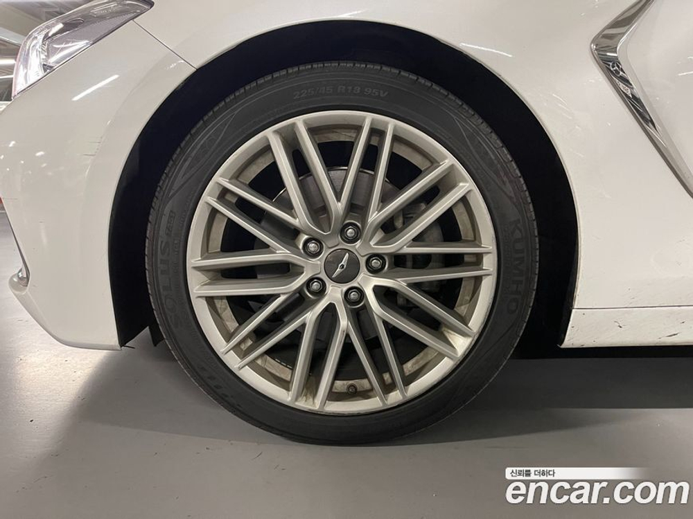 Genesis G70 2.0T (06.2020)
