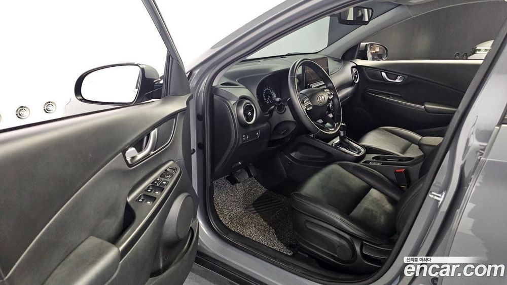 Hyundai The New KONA Бензин 2.0 2WD (05.2021)