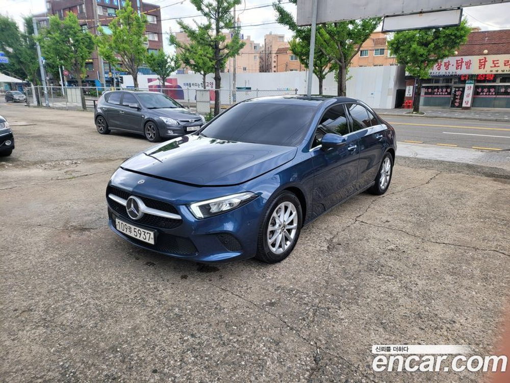 Mercedes-Benz A-Class W177 A220 Sedan (06.2020)