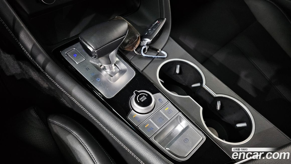Genesis The New G70 Бензин 2.0T 2WD (03.2022)