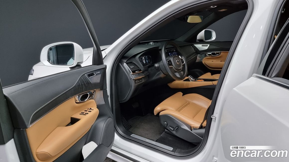 Volvo XC90 2 Generation T8 Ultimate Bright Hybrid (05.2022)