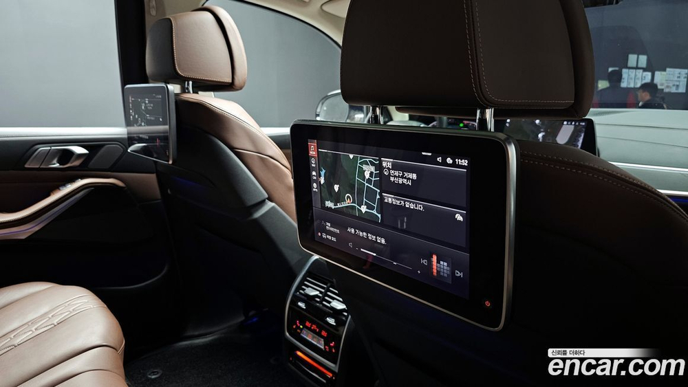 BMW X7 (G07) xDrive 40i Design Pure Excellence 7-и местный (11.2020)