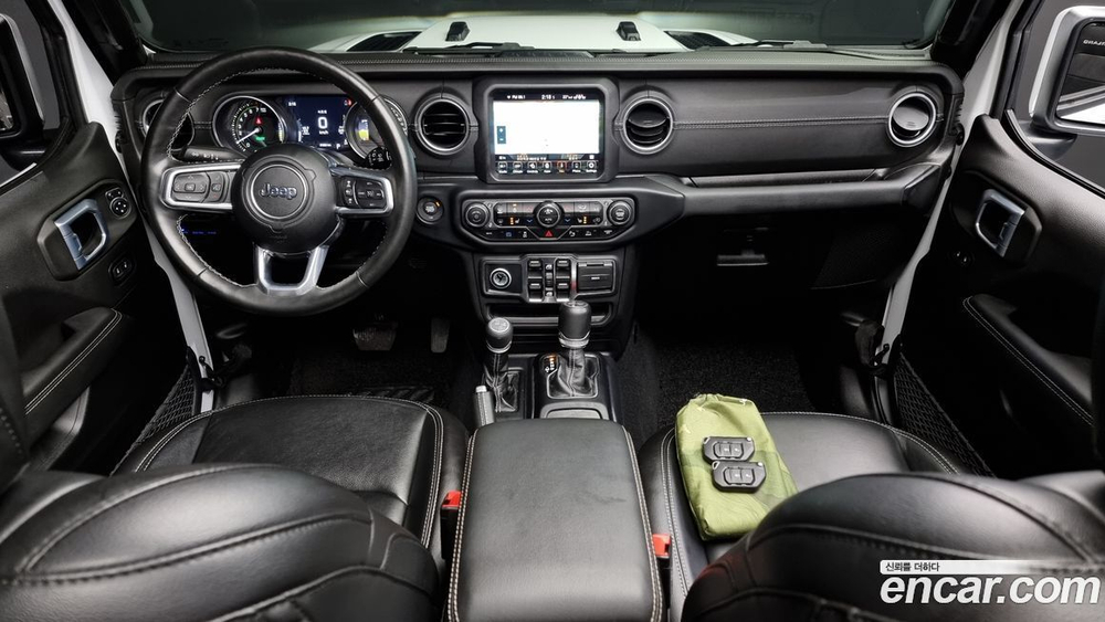 Jeep Wrangler (JL) 2.0 Overland Power Top 4 даери 4xe (12.2021)