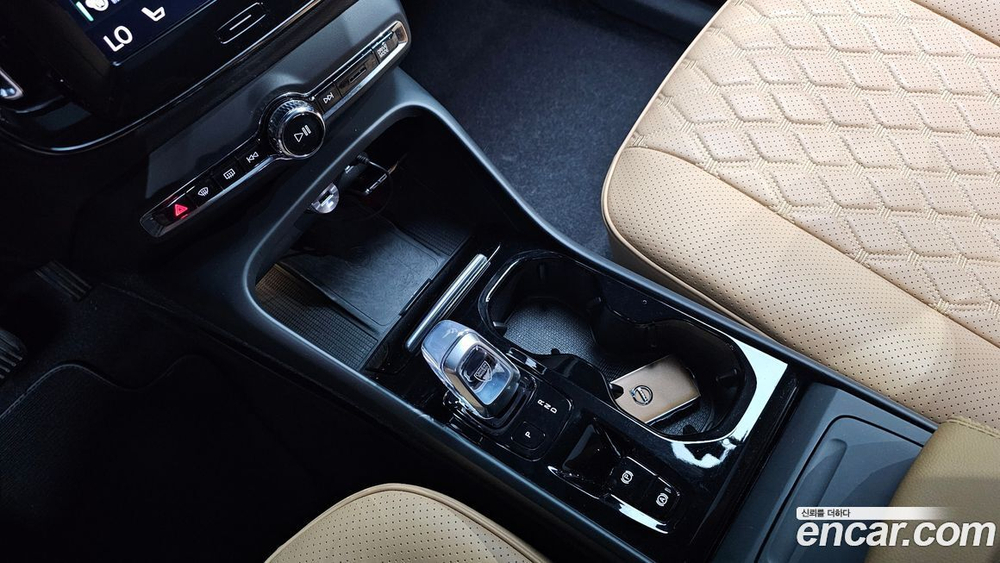 Volvo XC40 T4 Inscription (04.2020)