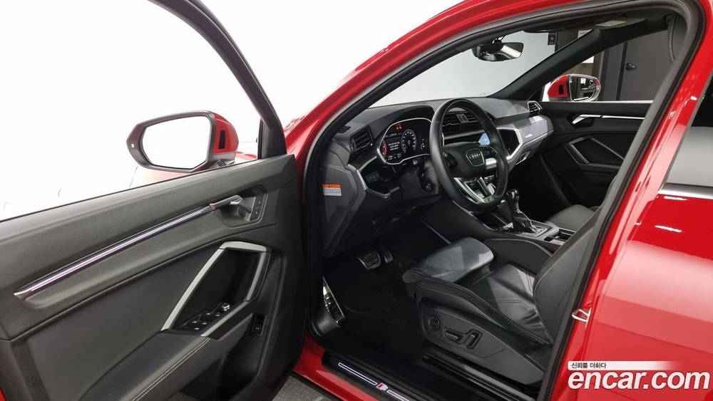 Audi Q3 (F3) 35 TDI Premium Sportback (08.2020)