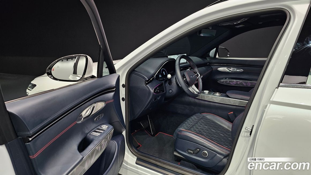 Genesis GV70 2.5T Бензин AWD (03.2021)
