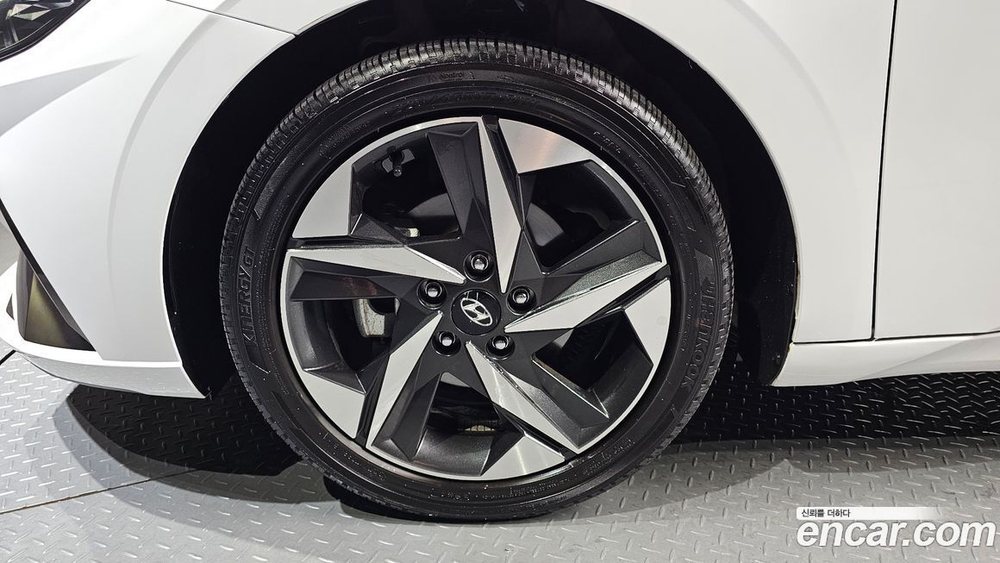 Hyundai Avante (CN7) 1.6 (07.2021)