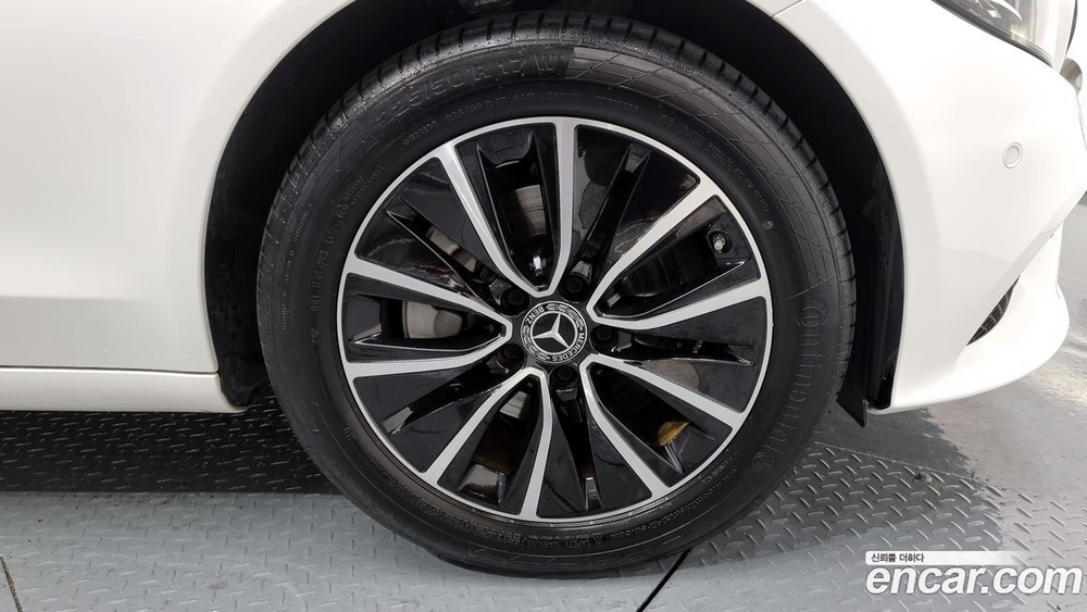 Mercedes-Benz C-Class W205 C200 (11.2019)