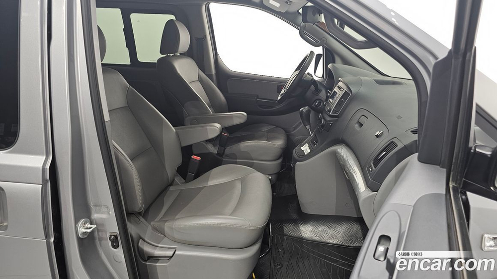 Hyundai The New Grand Starex Van 5인승 (04.2020)