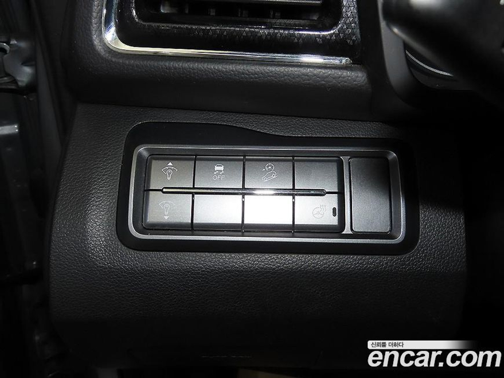 KG Mobility (Ssangyong) Very New Tivoli Дизель 1.6 2WD (01.2020)