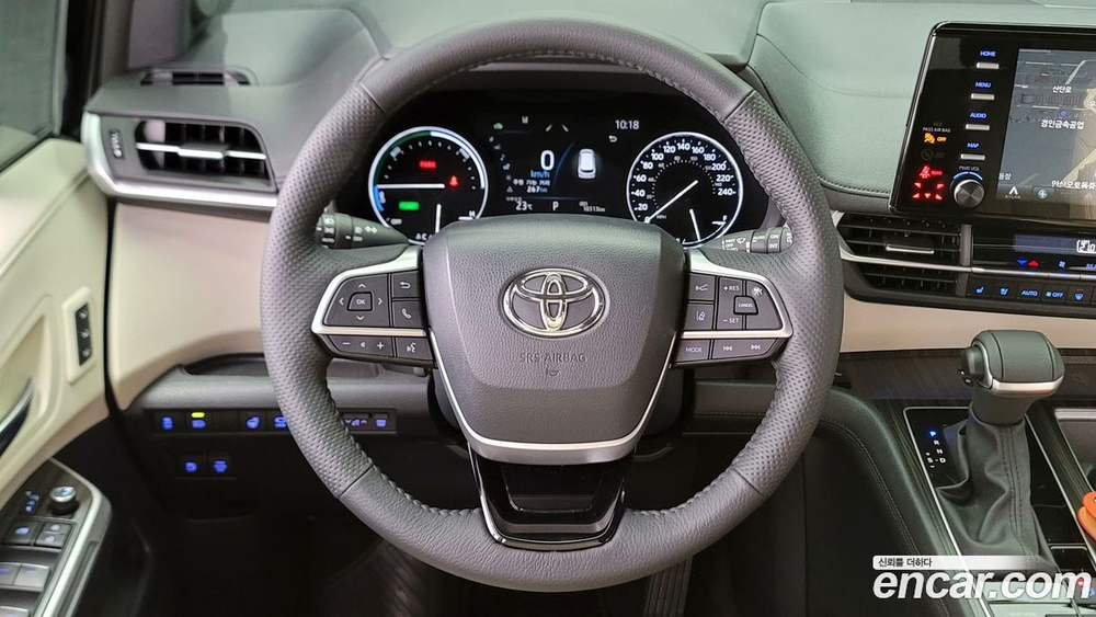Toyota Sienna 4 Generation 2.5 Hybrid AWD (06.2023)