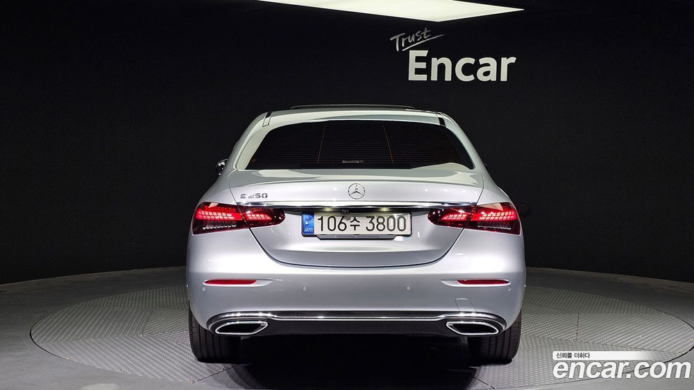 Mercedes-Benz E-Class W213 E250 Exclusive (02.2021)