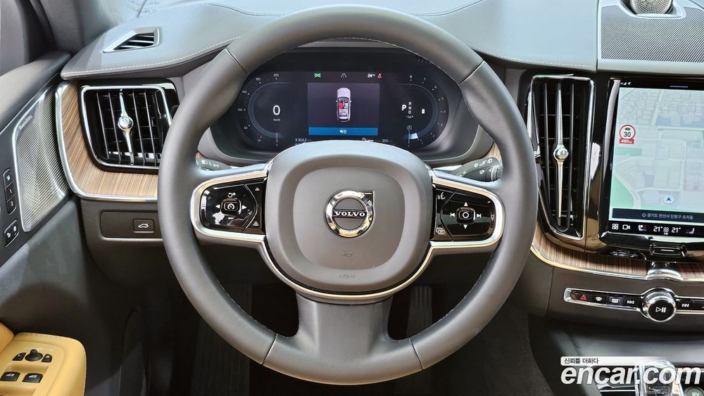 Volvo XC60 2 Generation B6 Ultimate Bright (10.2023)