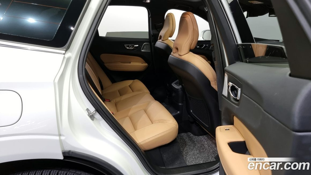 Volvo XC60 2 Generation T8 Inscription (04.2021)