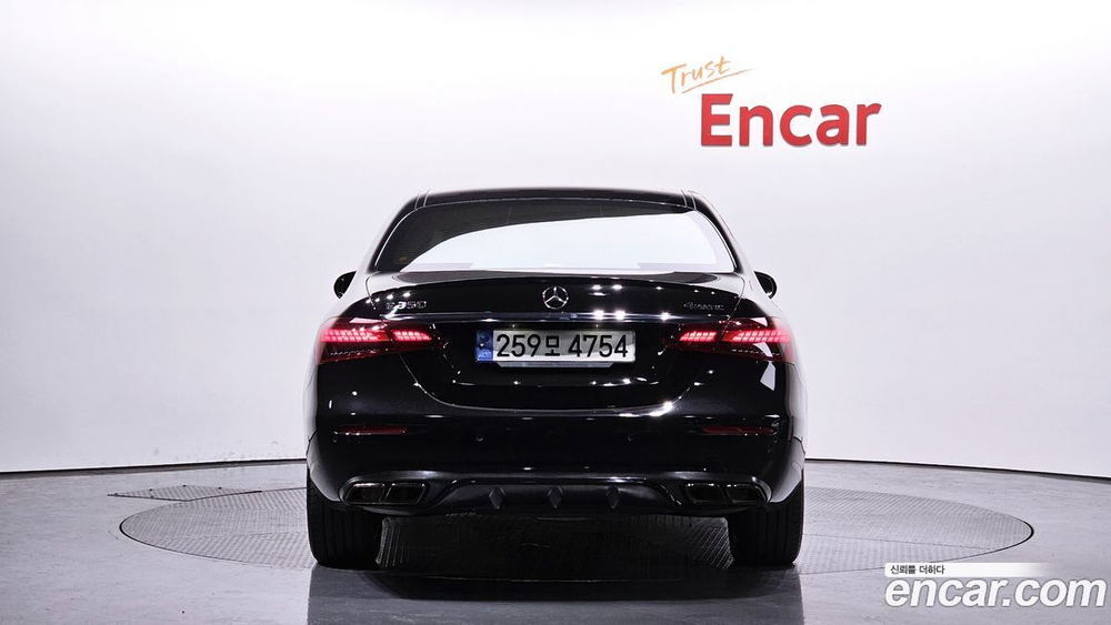 Mercedes-Benz E-Class W213 E350 4MATIC Avangarde (07.2022)