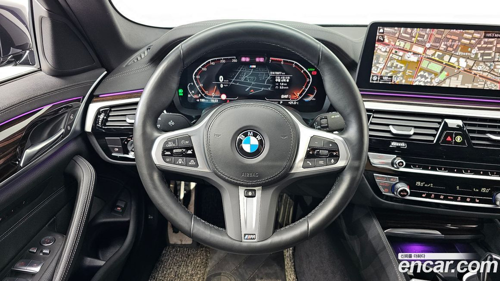 BMW 5 Series (G30) 520i M Sports (03.2022)