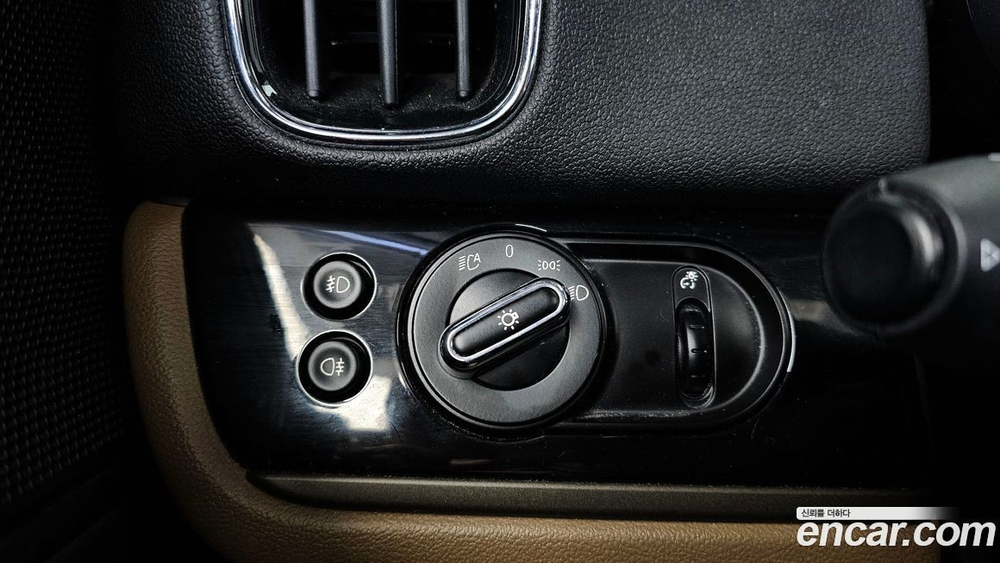 Mini Cooper Countryman HIGH (09.2019)