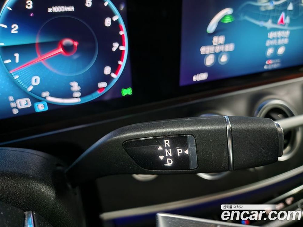 Mercedes-Benz E-Class W213 E250 Avangarde (02.2022)