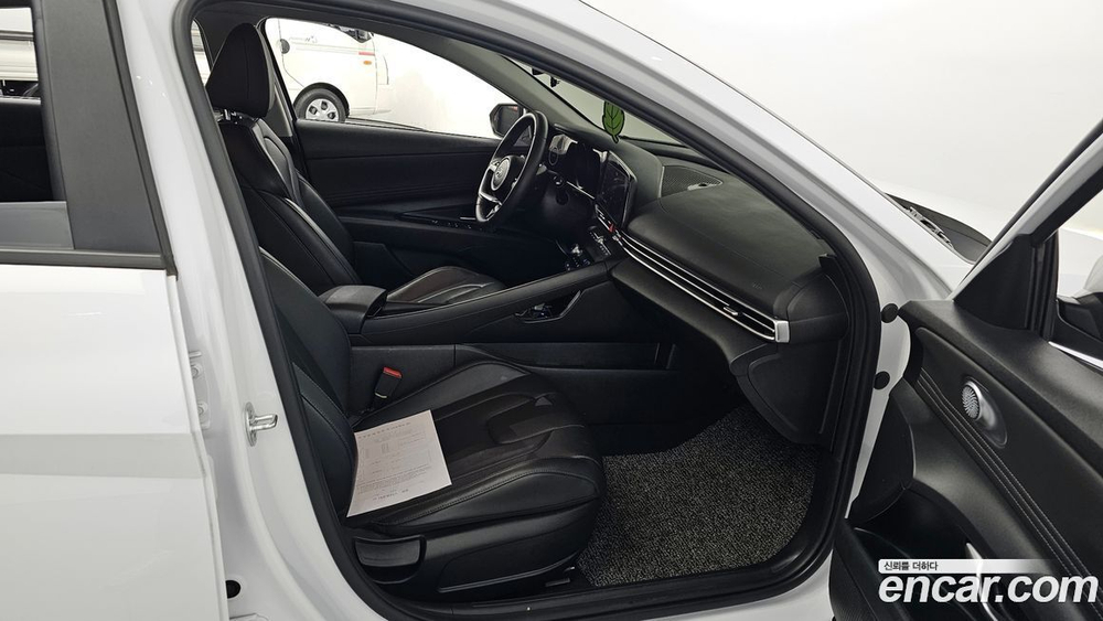Hyundai Avante (CN7) 1.6 (03.2021)