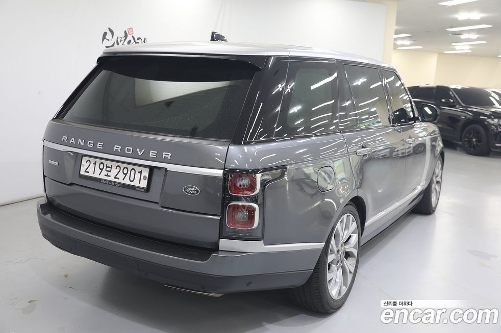 Land Rover Range Rover 4 Generation 4.4 SDV8 AB LWB Дизель (08.2019)