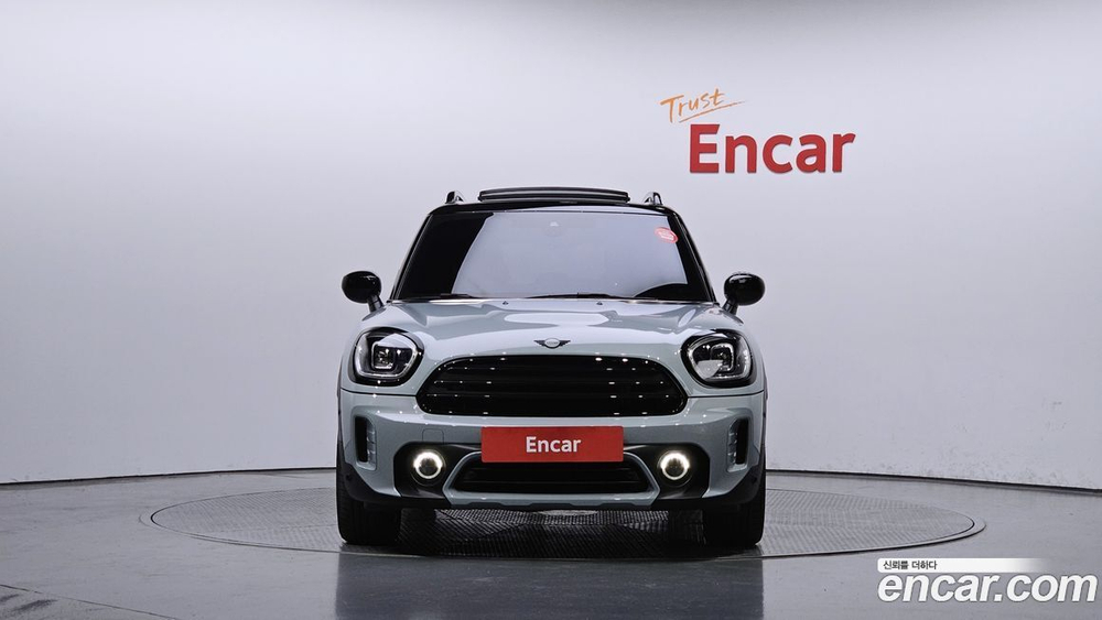 Mini Cooper Countryman 언테임드 Editions (10.2022)