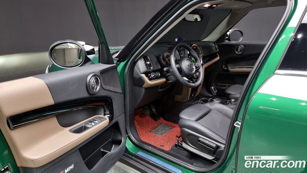 Mini Cooper Countryman Basic (06.2020)